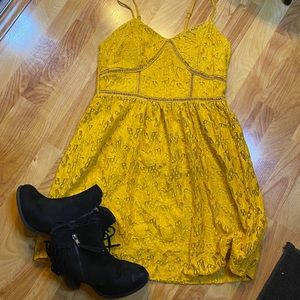 Mustard Laced Adress - image 1